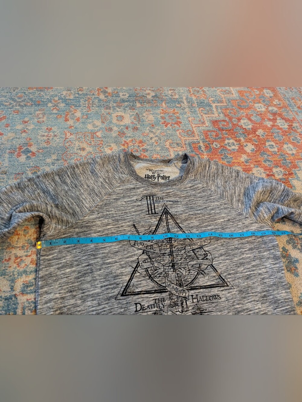 Wizarding World of Harry Potter Gray Sweatshirt Deathly Hallows Womens Small - Picture 7 of 9
